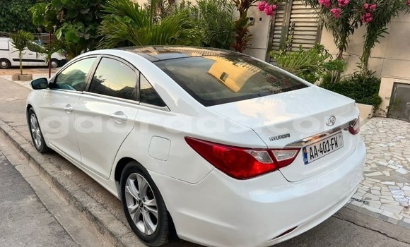 Buy Used Hyundai Sonata White Car in Dakar in Dakar Buy Used Hyundai Sonata White Car in Dakar in Dakar