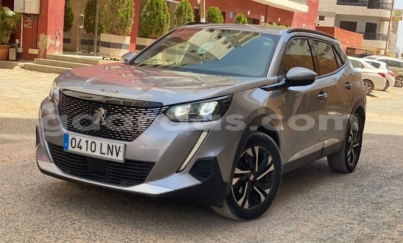 Dieundeu Occasion Peugeot 2008 Silver Auto in Dakar in Dakar Dieundeu Occasion Peugeot 2008 Silver Auto in Dakar in Dakar