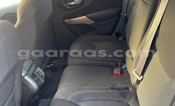 Buy Used Jeep Cherokee Black Car in Dakar in Dakar Buy Used Jeep Cherokee Black Car in Dakar in Dakar