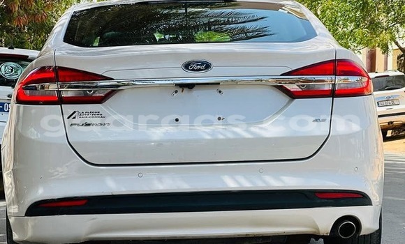 Acheter Occasion Voiture Ford Fusion Blanc à Dakar, Dakar Acheter Occasion Voiture Ford Fusion Blanc à Dakar, Dakar