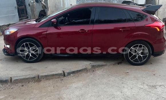 Acheter Occasion Voiture Ford Focus Rouge à Dakar, Dakar Acheter Occasion Voiture Ford Focus Rouge à Dakar, Dakar