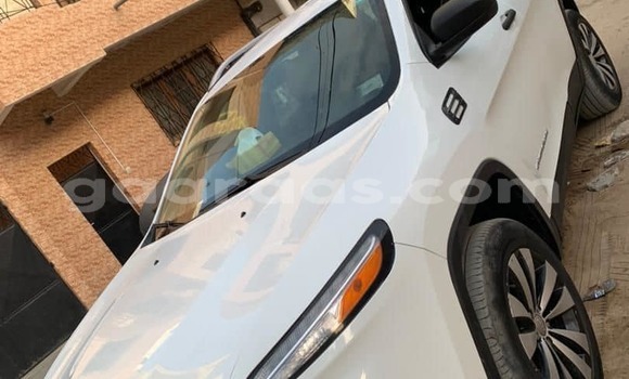 Acheter Occasion Voiture Jeep Cherokee Blanc à Dakar, Dakar