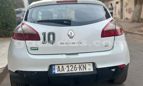Acheter Occasion Voiture Renault Megane Blanc à Dagana, Saint-Louis Acheter Occasion Voiture Renault Megane Blanc à Dagana, Saint-Louis