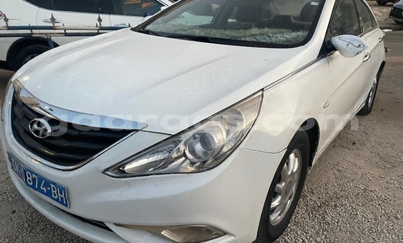 Acheter Occasion Voiture Hyundai Sonata Blanc à Dakar, Dakar Acheter Occasion Voiture Hyundai Sonata Blanc à Dakar, Dakar