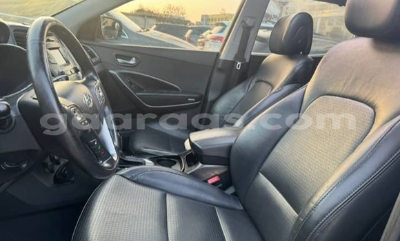 Acheter Occasion Voiture Hyundai Santa Fe Gris à Dakar, Dakar Acheter Occasion Voiture Hyundai Santa Fe Gris à Dakar, Dakar