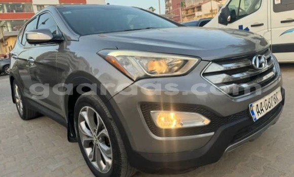Acheter Occasion Voiture Hyundai Santa Fe Gris à Dakar, Dakar Acheter Occasion Voiture Hyundai Santa Fe Gris à Dakar, Dakar