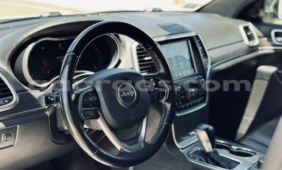 Buy Used Jeep Grand Cherokee White Car in Dakar in Dakar Buy Used Jeep Grand Cherokee White Car in Dakar in Dakar
