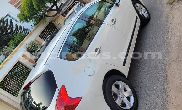 Dieundeu Occasion Peugeot 3008 White Auto in Dakar in Dakar Dieundeu Occasion Peugeot 3008 White Auto in Dakar in Dakar