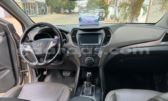 Acheter Occasion Voiture Hyundai Santa Fe Beige à Dakar, Dakar Acheter Occasion Voiture Hyundai Santa Fe Beige à Dakar, Dakar