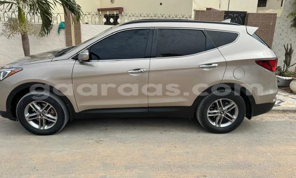 Acheter Occasion Voiture Hyundai Santa Fe Beige à Dakar, Dakar Acheter Occasion Voiture Hyundai Santa Fe Beige à Dakar, Dakar