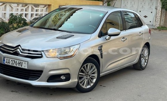 Acheter Occasion Voiture Citroen C4 Gris à Dakar, Dakar Acheter Occasion Voiture Citroen C4 Gris à Dakar, Dakar