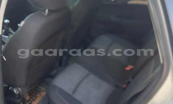 Acheter Occasion Voiture Citroen C4 Gris à Dakar, Dakar Acheter Occasion Voiture Citroen C4 Gris à Dakar, Dakar