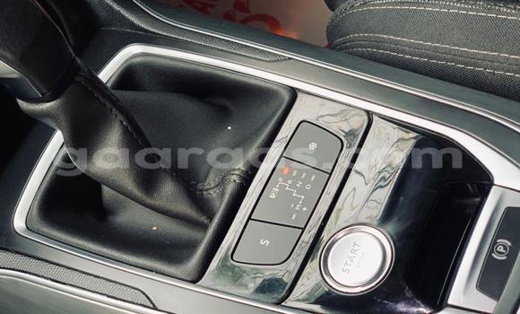 Dieundeu Occasion Hyundai Santa Fe Red Auto in Dakar in Dakar Dieundeu Occasion Hyundai Santa Fe Red Auto in Dakar in Dakar