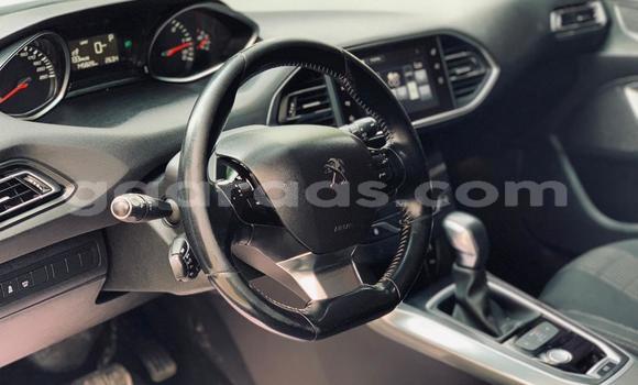 Acheter Occasion Voiture Peugeot 308 Blanc à Dakar, Dakar Acheter Occasion Voiture Peugeot 308 Blanc à Dakar, Dakar