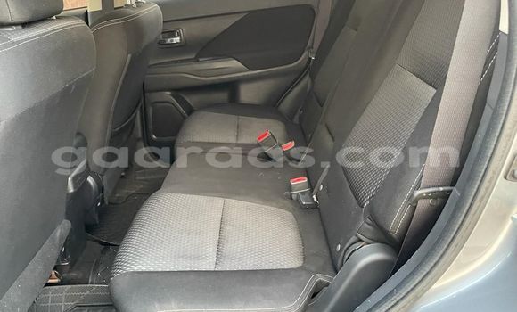 Buy Used Mitsubishi Outlander Silver Car in Dakar in Dakar Buy Used Mitsubishi Outlander Silver Car in Dakar in Dakar