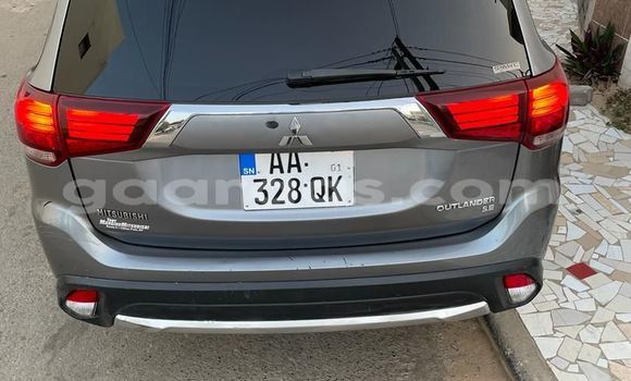 Buy Used Mitsubishi Outlander Silver Car in Dakar in Dakar Buy Used Mitsubishi Outlander Silver Car in Dakar in Dakar