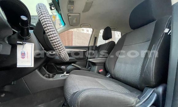 Buy Used Mitsubishi Outlander Silver Car in Dakar in Dakar Buy Used Mitsubishi Outlander Silver Car in Dakar in Dakar