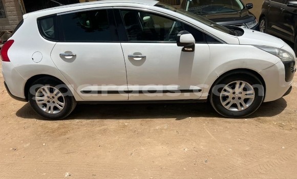 Buy Used Peugeot 3008 White Car in Dakar in Dakar Buy Used Peugeot 3008 White Car in Dakar in Dakar
