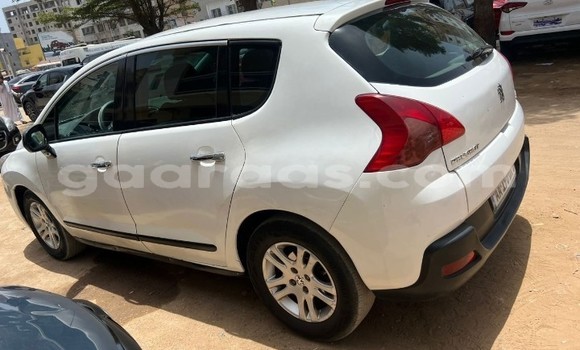 Buy Used Peugeot 3008 White Car in Dakar in Dakar Buy Used Peugeot 3008 White Car in Dakar in Dakar