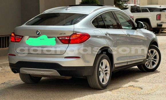 Dieundeu Occasion BMW X4 Beige Auto in Dakar in Dakar Dieundeu Occasion BMW X4 Beige Auto in Dakar in Dakar