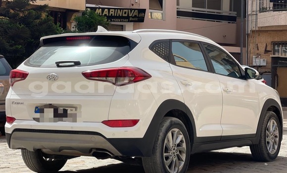 Acheter Occasion Voiture Hyundai Tucson Blanc à Dakar, Dakar Acheter Occasion Voiture Hyundai Tucson Blanc à Dakar, Dakar