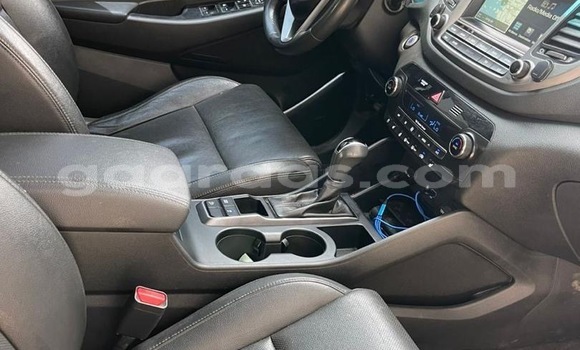 Acheter Occasion Voiture Hyundai Tucson Blanc à Dakar, Dakar Acheter Occasion Voiture Hyundai Tucson Blanc à Dakar, Dakar