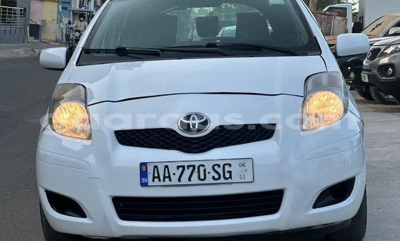 Dieundeu Occasion Toyota Yaris White Auto in Dakar in Dakar Dieundeu Occasion Toyota Yaris White Auto in Dakar in Dakar