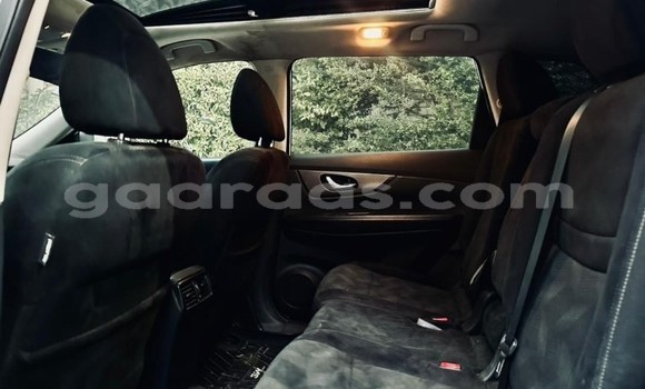 Buy Used Nissan Rogue White Car in Dakar in Dakar Buy Used Nissan Rogue White Car in Dakar in Dakar