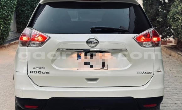 Buy Used Nissan Rogue White Car in Dakar in Dakar Buy Used Nissan Rogue White Car in Dakar in Dakar