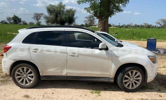 Buy Used Mitsubishi RVR Other Car in Dakar in Dakar Buy Used Mitsubishi RVR Other Car in Dakar in Dakar