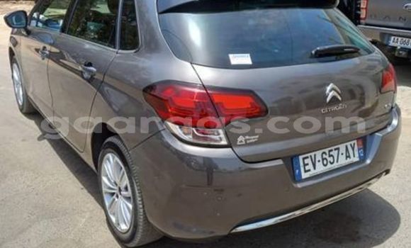 Acheter Occasion Voiture Citroen C8 Autre à Dakar, Dakar Acheter Occasion Voiture Citroen C8 Autre à Dakar, Dakar