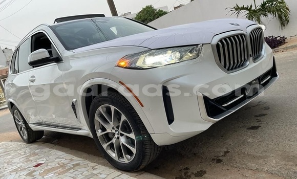 Buy Import BMW X5 White Car in Dakar in Dakar Buy Import BMW X5 White Car in Dakar in Dakar