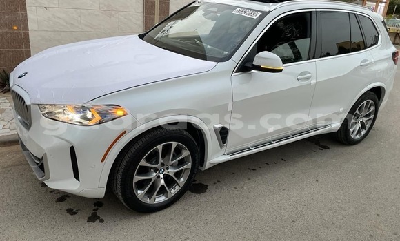 Buy Import BMW X5 White Car in Dakar in Dakar Buy Import BMW X5 White Car in Dakar in Dakar