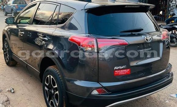 Acheter Occasion Voiture Toyota RAV4 Autre à Dakar, Dakar Acheter Occasion Voiture Toyota RAV4 Autre à Dakar, Dakar