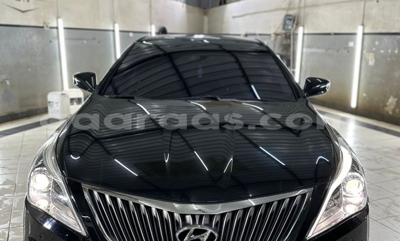 Buy Import Hyundai Grandeur Black Car in Dakar in Dakar Buy Import Hyundai Grandeur Black Car in Dakar in Dakar