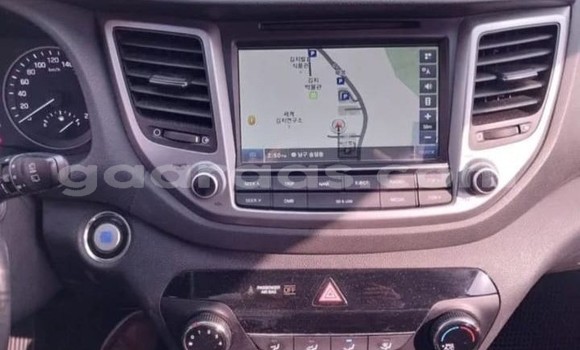 Acheter Occasion Voiture Hyundai Tucson Blanc à Dakar, Dakar Acheter Occasion Voiture Hyundai Tucson Blanc à Dakar, Dakar