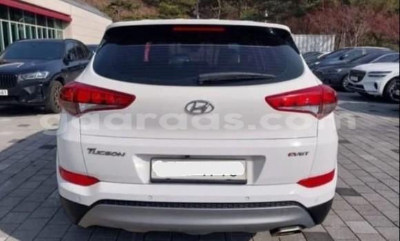 Acheter Occasion Voiture Hyundai Tucson Blanc à Dakar, Dakar Acheter Occasion Voiture Hyundai Tucson Blanc à Dakar, Dakar