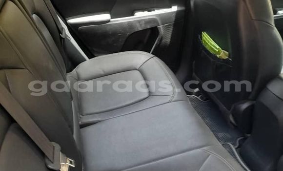 Acheter Occasion Voiture Kia Sportage Noir à Dakar, Dakar Acheter Occasion Voiture Kia Sportage Noir à Dakar, Dakar