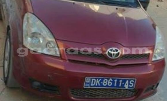 Acheter Occasion Voiture Toyota Corolla Verso Rouge à Dakar, Dakar Acheter Occasion Voiture Toyota Corolla Verso Rouge à Dakar, Dakar