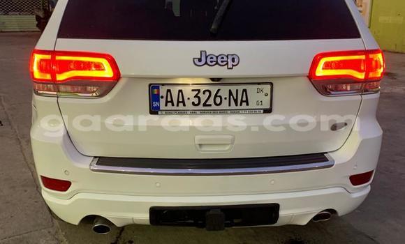 Dieundeu Occasion Jeep Grand Cherokee White Auto in Dakar in Dakar Dieundeu Occasion Jeep Grand Cherokee White Auto in Dakar in Dakar