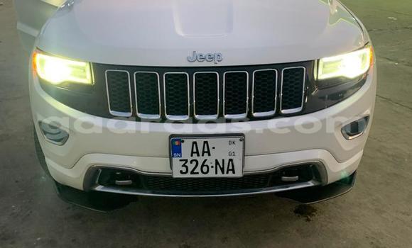 Dieundeu Occasion Jeep Grand Cherokee White Auto in Dakar in Dakar Dieundeu Occasion Jeep Grand Cherokee White Auto in Dakar in Dakar