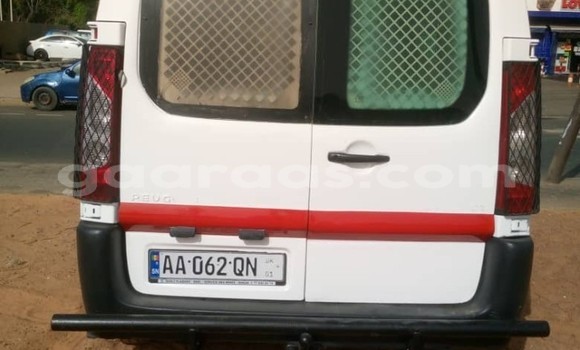 Dieundeu Occasion Peugeot Expert White Auto in Dakar in Dakar Dieundeu Occasion Peugeot Expert White Auto in Dakar in Dakar