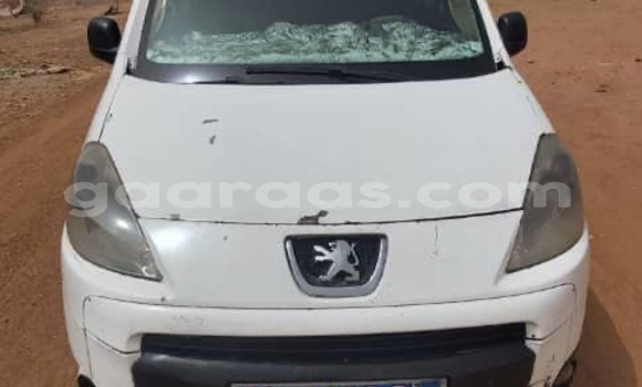 Dieundeu Occasion Peugeot Partner White Auto in Dakar in Dakar Dieundeu Occasion Peugeot Partner White Auto in Dakar in Dakar