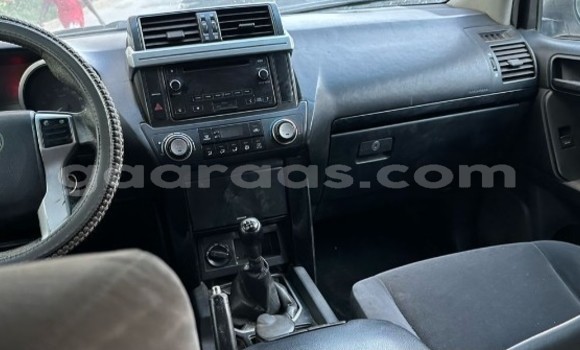 Buy Used Toyota Land Cruiser Prado White Car in Dakar in Dakar Buy Used Toyota Land Cruiser Prado White Car in Dakar in Dakar