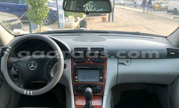 Acheter Occasion Voiture Mercedes‒Benz C–Class Marron à Dakar, Dakar Acheter Occasion Voiture Mercedes‒Benz C–Class Marron à Dakar, Dakar