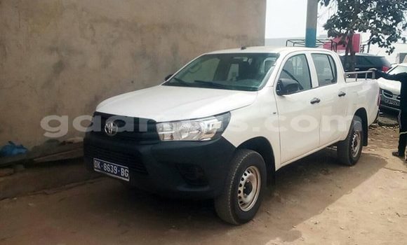 Acheter Occasion Voiture Toyota Hilux Blanc à Dakar, Dakar Acheter Occasion Voiture Toyota Hilux Blanc à Dakar, Dakar