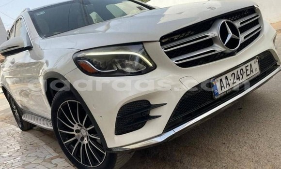 Acheter Occasion Voiture Mercedes‒Benz GLC Blanc à Dakar, Dakar Acheter Occasion Voiture Mercedes‒Benz GLC Blanc à Dakar, Dakar