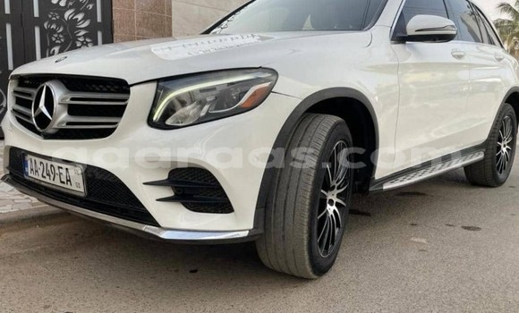 Acheter Occasion Voiture Mercedes‒Benz GLC Blanc à Dakar, Dakar Acheter Occasion Voiture Mercedes‒Benz GLC Blanc à Dakar, Dakar