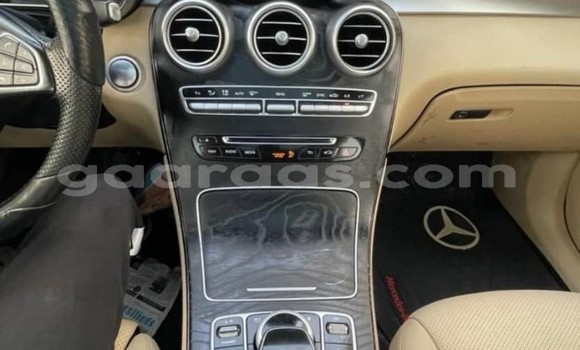 Acheter Occasion Voiture Mercedes‒Benz GLC Blanc à Dakar, Dakar Acheter Occasion Voiture Mercedes‒Benz GLC Blanc à Dakar, Dakar