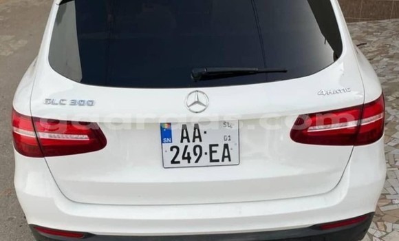 Acheter Occasion Voiture Mercedes‒Benz GLC Blanc à Dakar, Dakar Acheter Occasion Voiture Mercedes‒Benz GLC Blanc à Dakar, Dakar